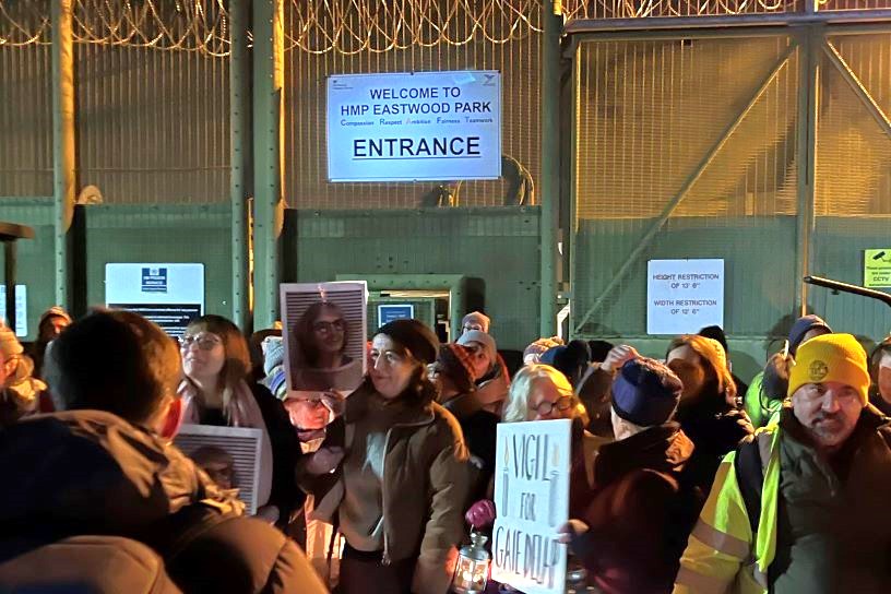 Vigil outside prison gates