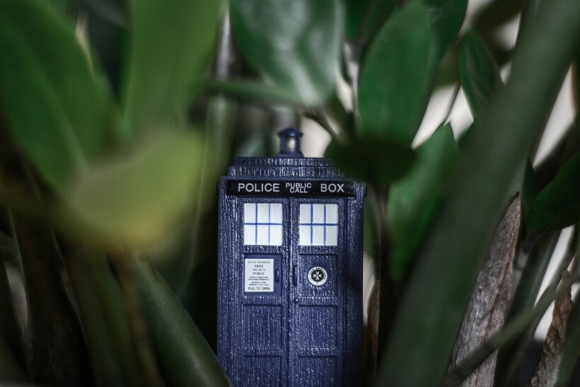 How is the Quaker book of discipline like Doctor Who?